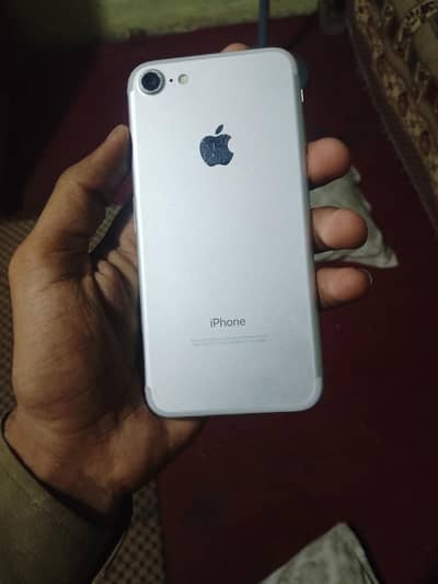 Apple iPhone 7