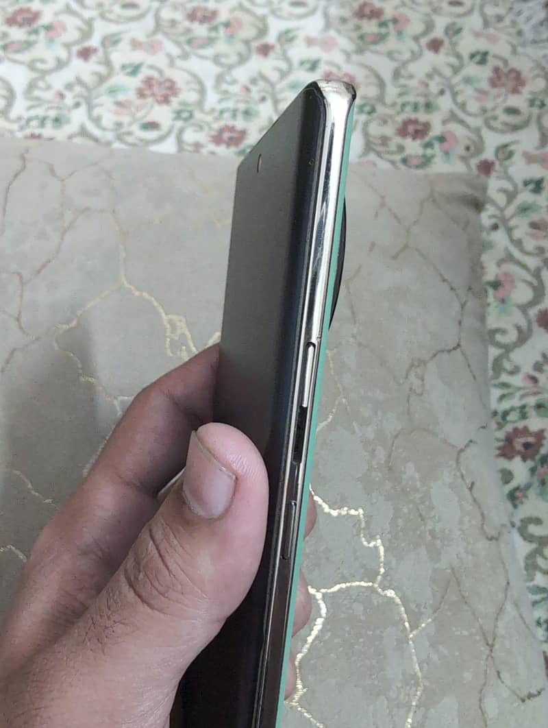 Tecno Spark 20 Pro 2