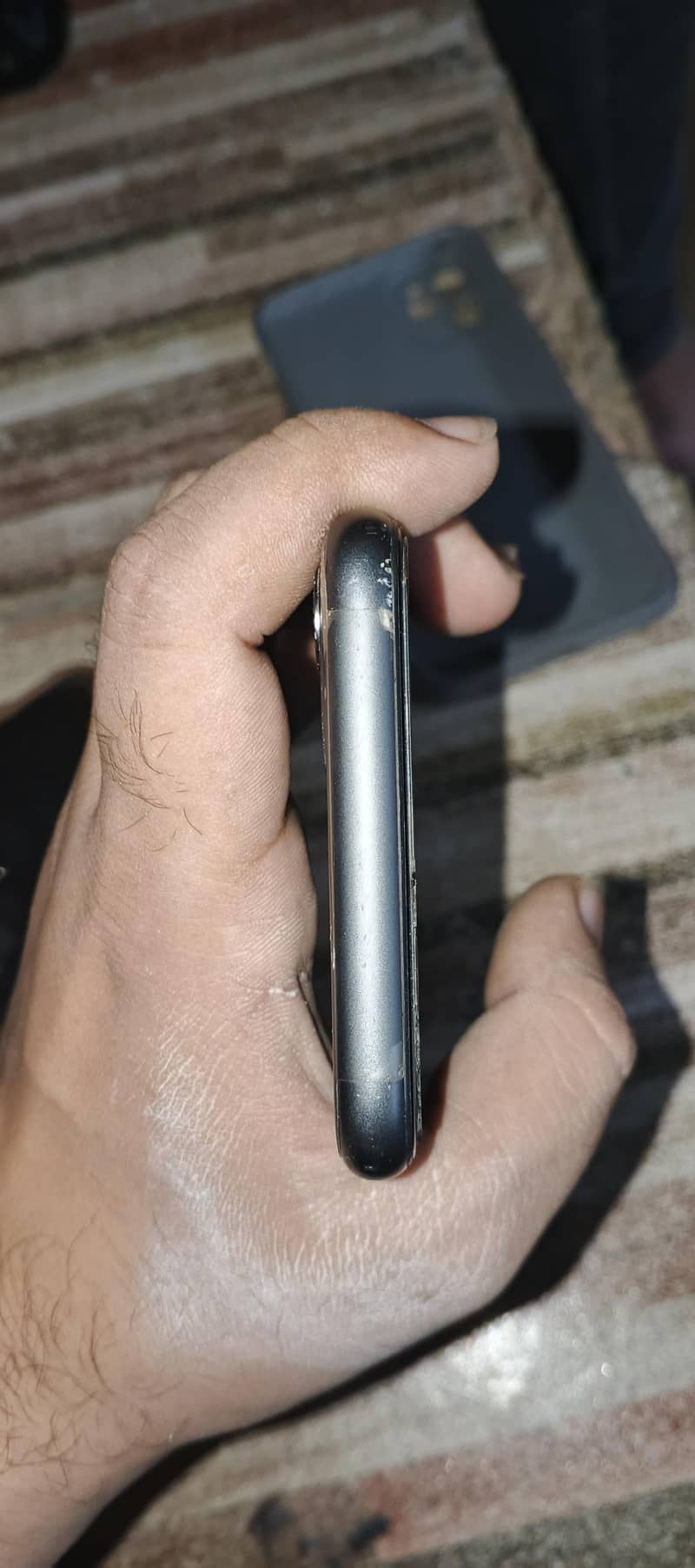 Apple iPhone 11 4