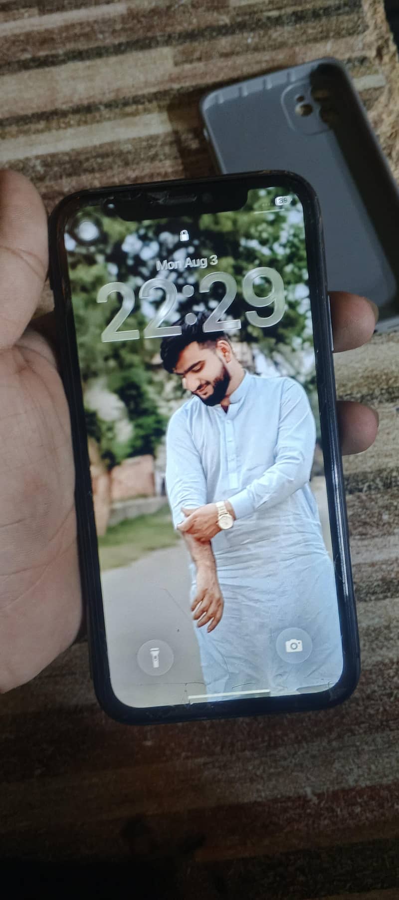 Apple iPhone 11 8