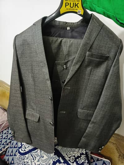 3 Piece Pent Coat Greyl Brand new one time wear only