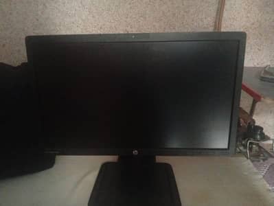 lcd 23 inc urgent sale condition 10/9