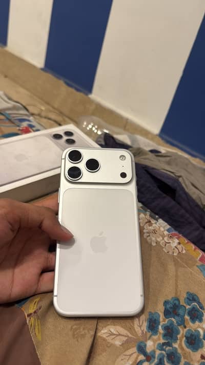 Iphone 17 pro max Pta approved 256