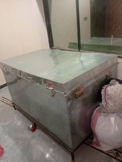 Steel trunk big size