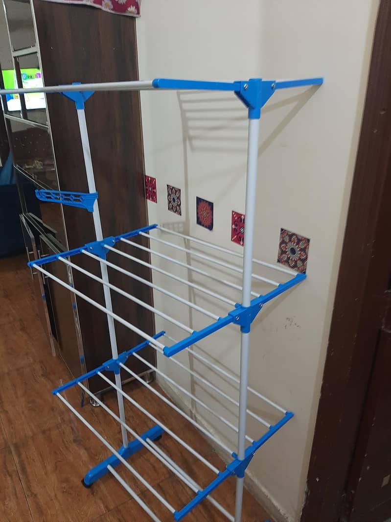 cloths stand 1