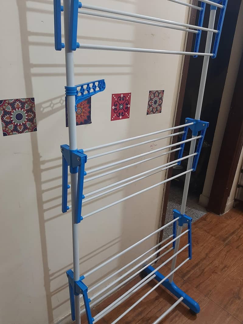 cloths stand 3