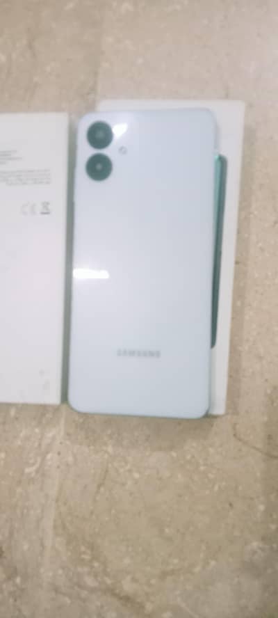 Samsung Mobile A06