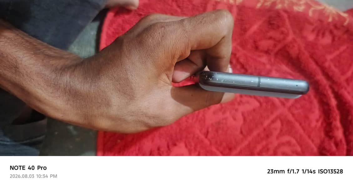 Google pixel 8 3
