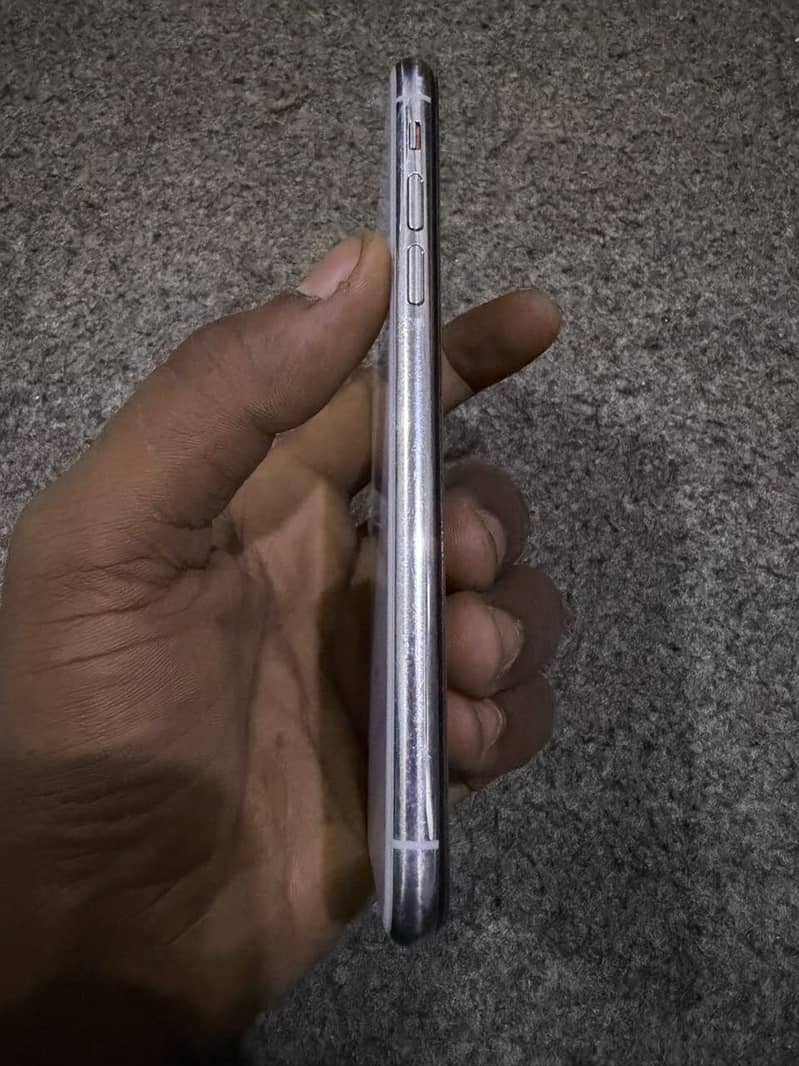 Apple iPhone X 9
