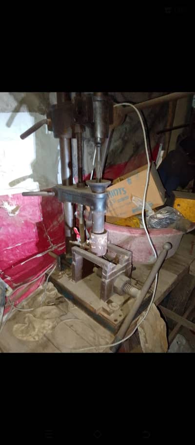 molding machine
