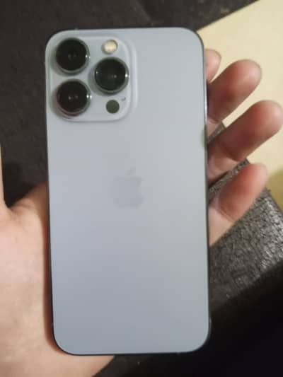 iPhone 13 Pro Factory Unlock Waterpack