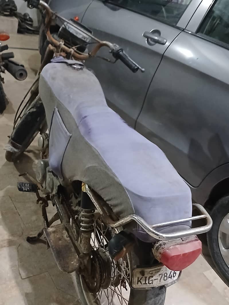 Unique 70cc 2015 3