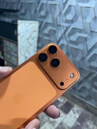 Apple iPhone XR Convert in 17 Promax