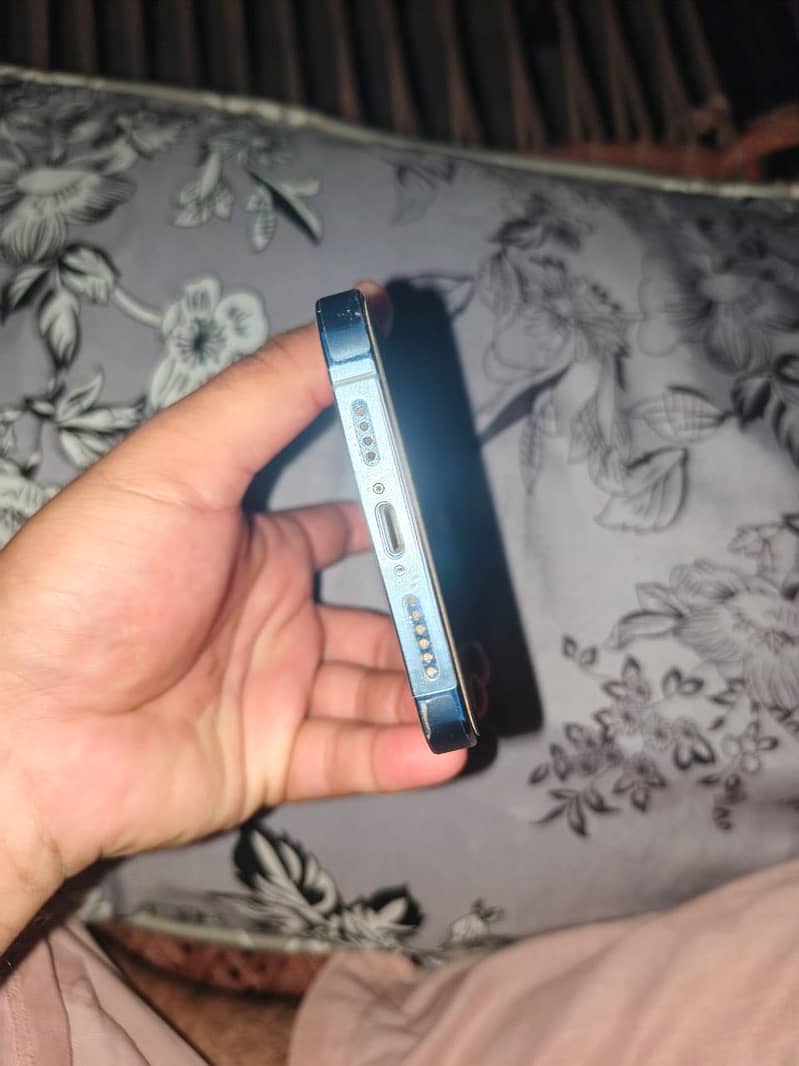 iPhone 13 Pro Max 5
