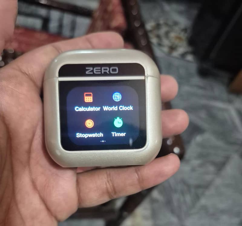 Zero Display earbuds. 5
