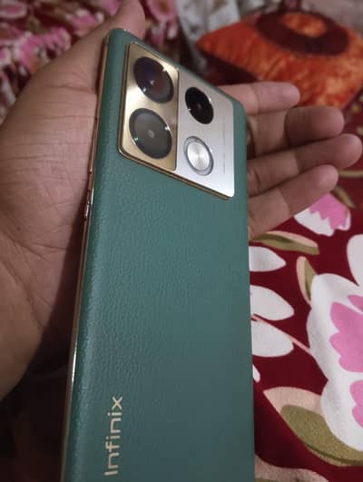 Infinix Note 40 Pro