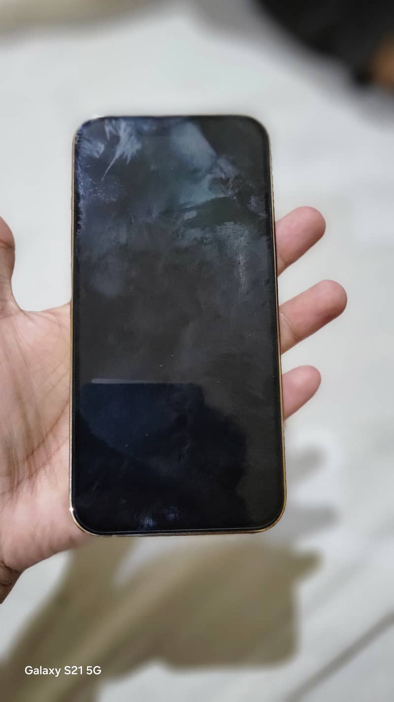 Apple iPhone 13 Pro 2