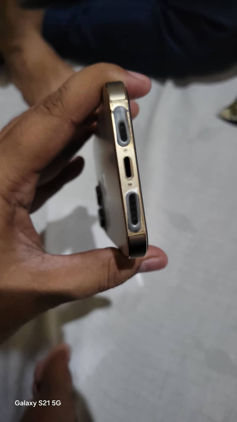 Apple iPhone 13 Pro 3
