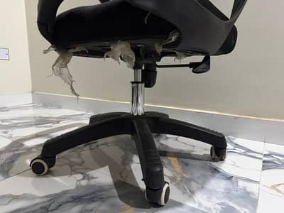 Office chair in good condition