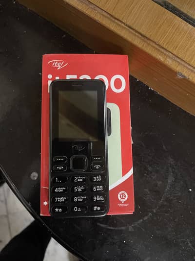 Itel it5200 neat and clean