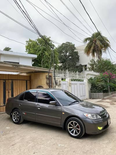 Honda Civic EXi 2004