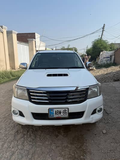 Toyota Hilux 2016