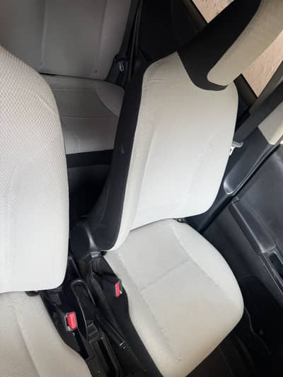 Toyota Vitz 2012
