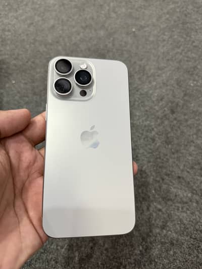 Apple iPhone 15 Pro Max