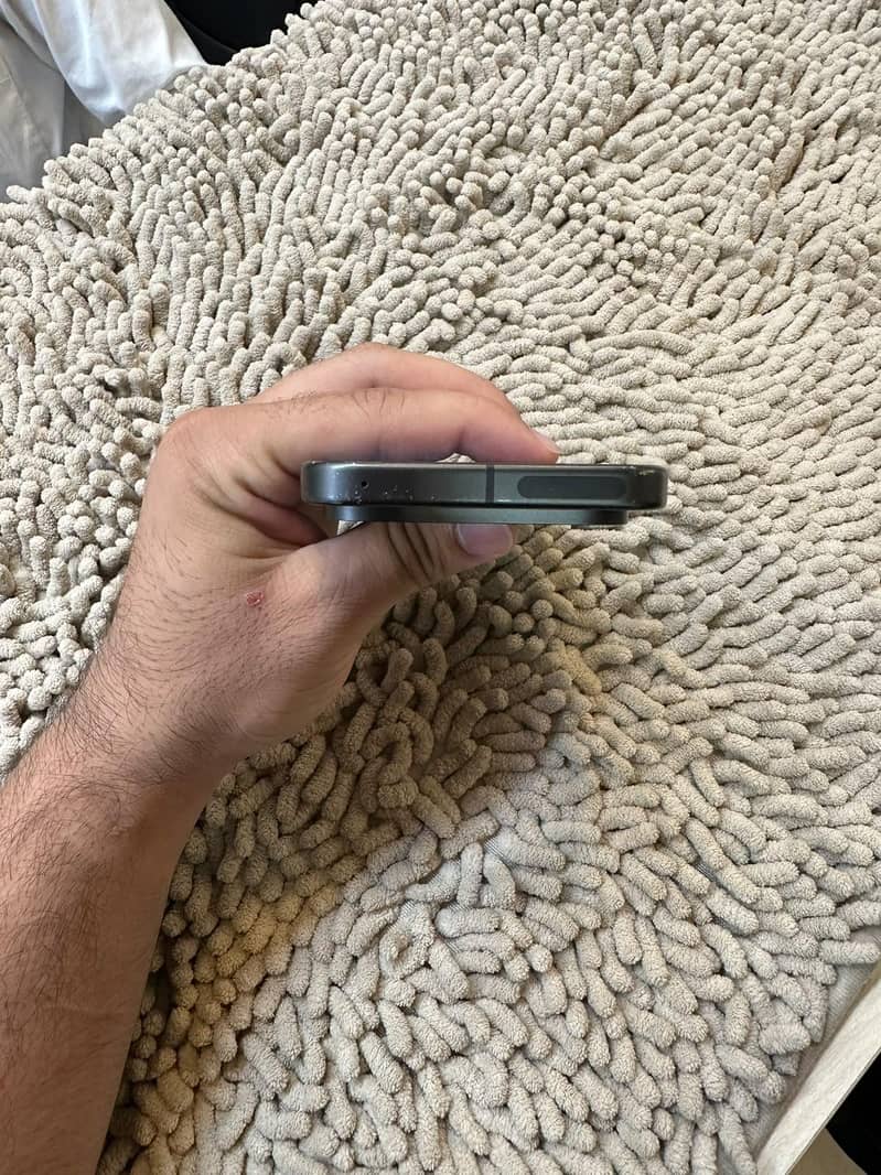 Google Pixel 9 5