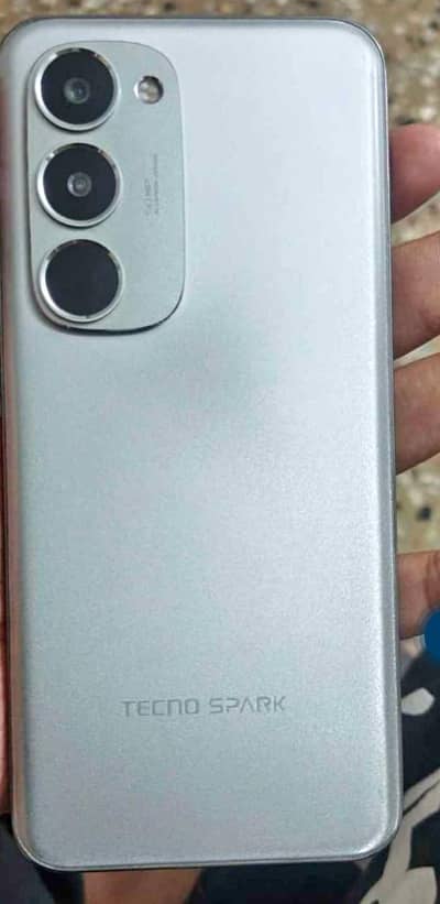 Tecno Spark 20 Pro Plus