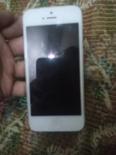 Apple iPhone 5