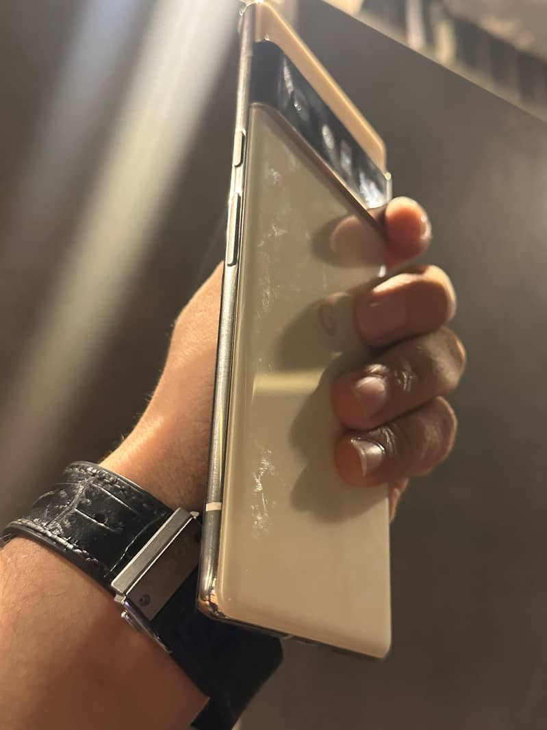 Google Pixel 6 Pro 2