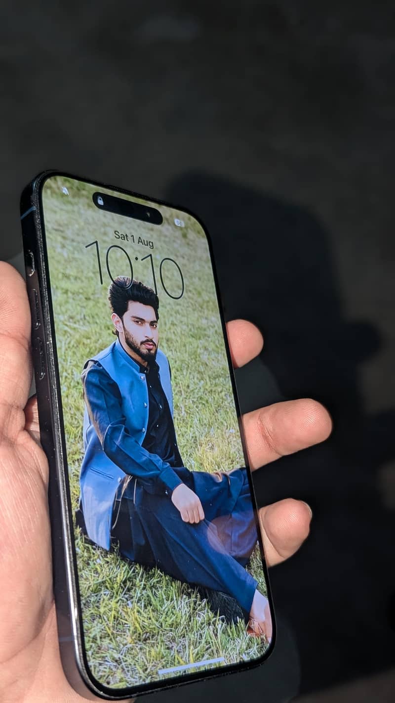 15 pro 4