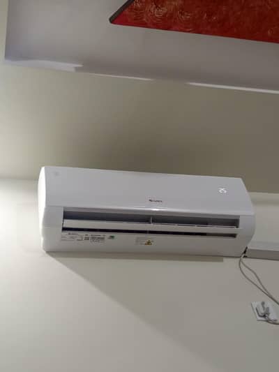 GREE I8ZITH2W T3 COMPRESSOR WHITE COLOR