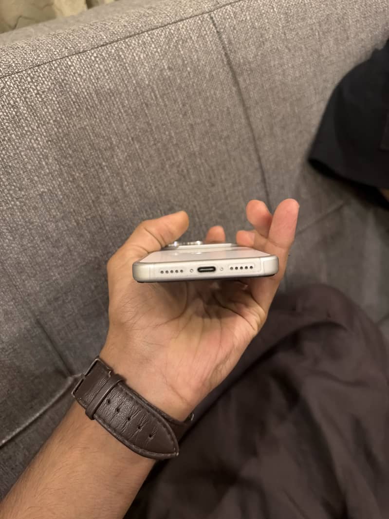 Apple iPhone 17 Pro 5