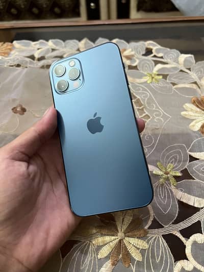 Apple iPhone 12 Pro