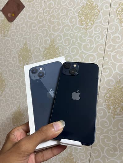 Apple iPhone 13