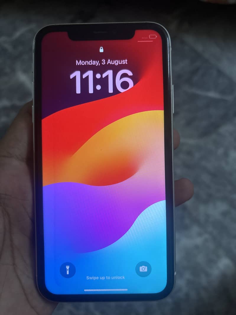 Apple iPhone 11 0
