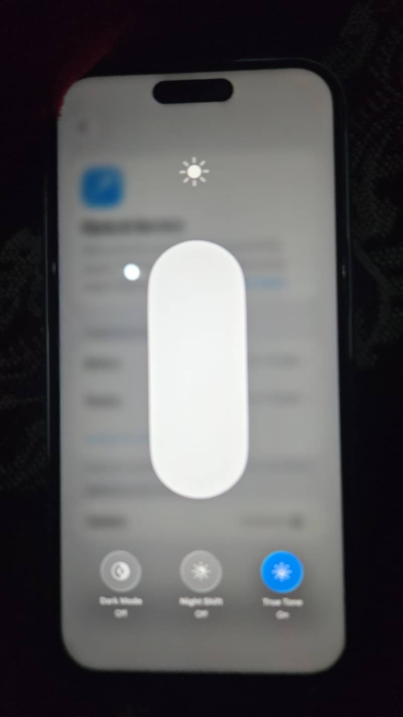 Apple iPhone 15 Pro Max 3