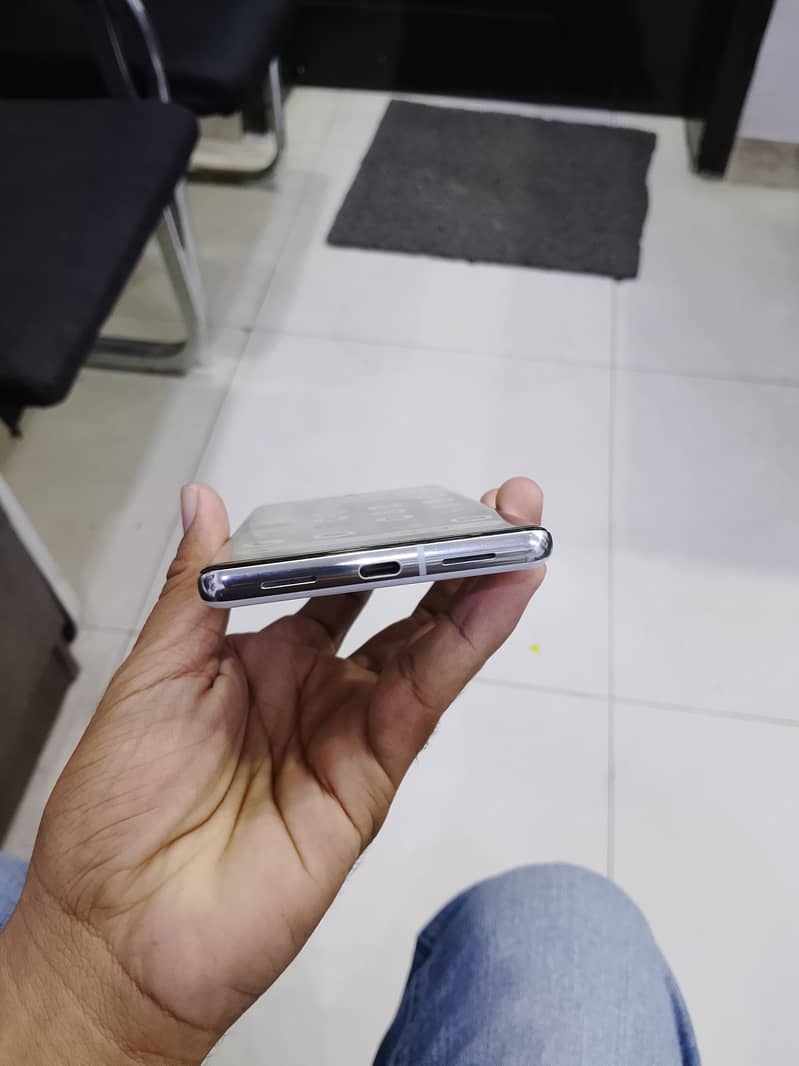 Google Pixel 7 Pro 2