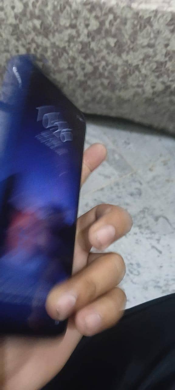 Realme C2 4