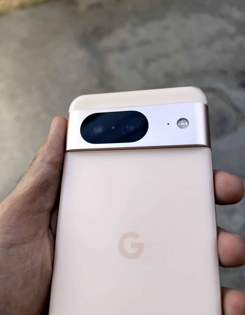 Google Pixel 8 1