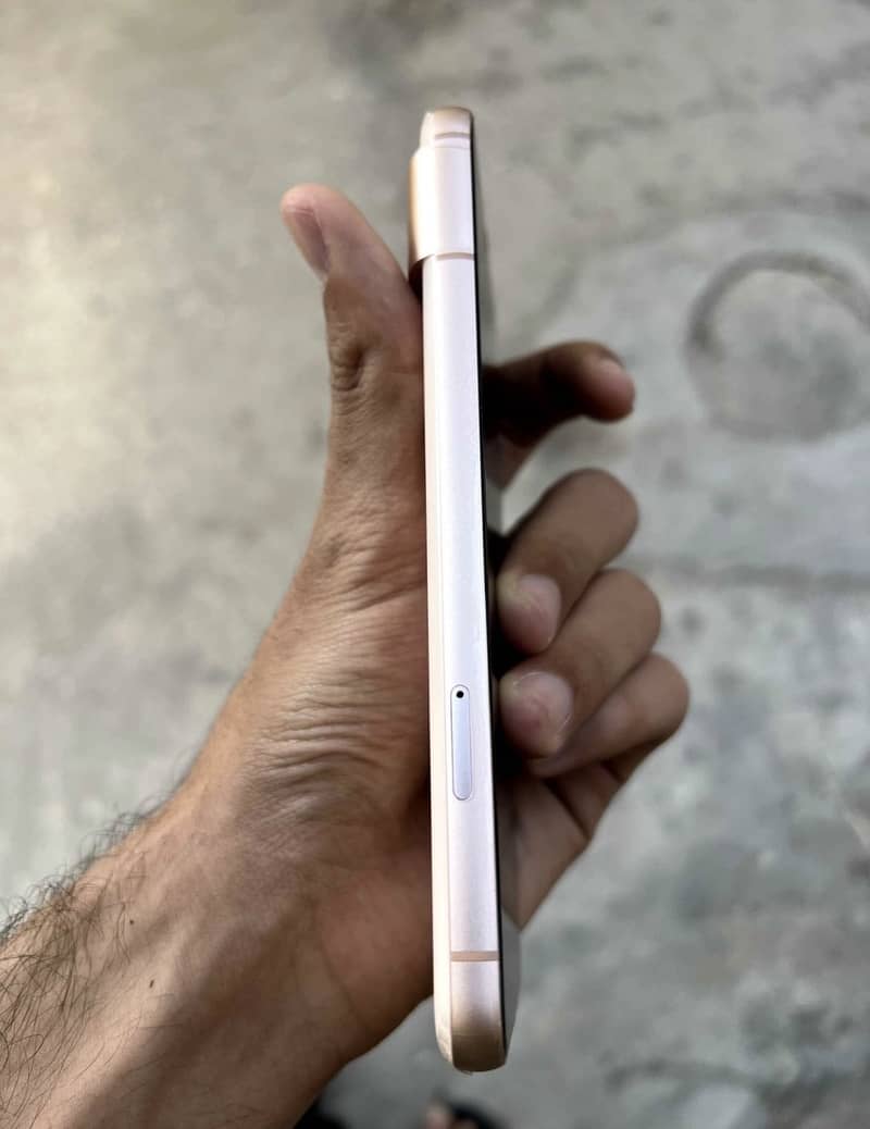 Google Pixel 8 5