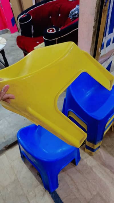 school kids chairs