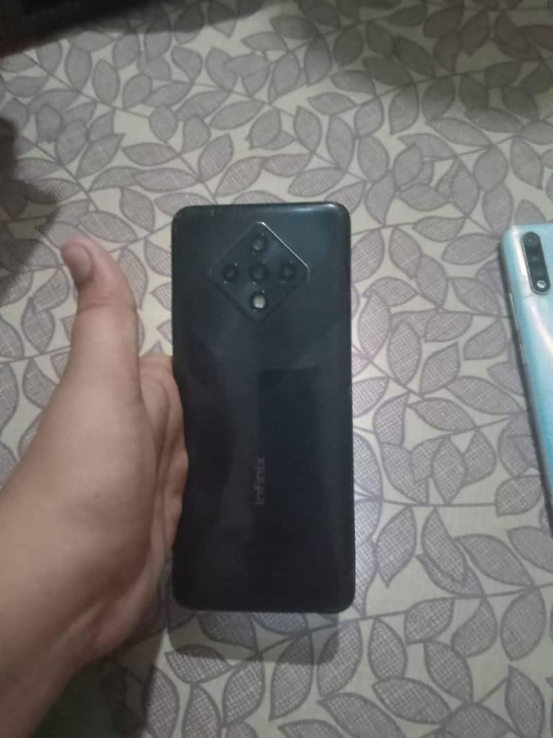 Infinix Zero 8 2