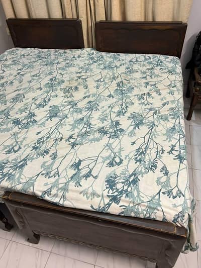2 single beds 3×6 ft