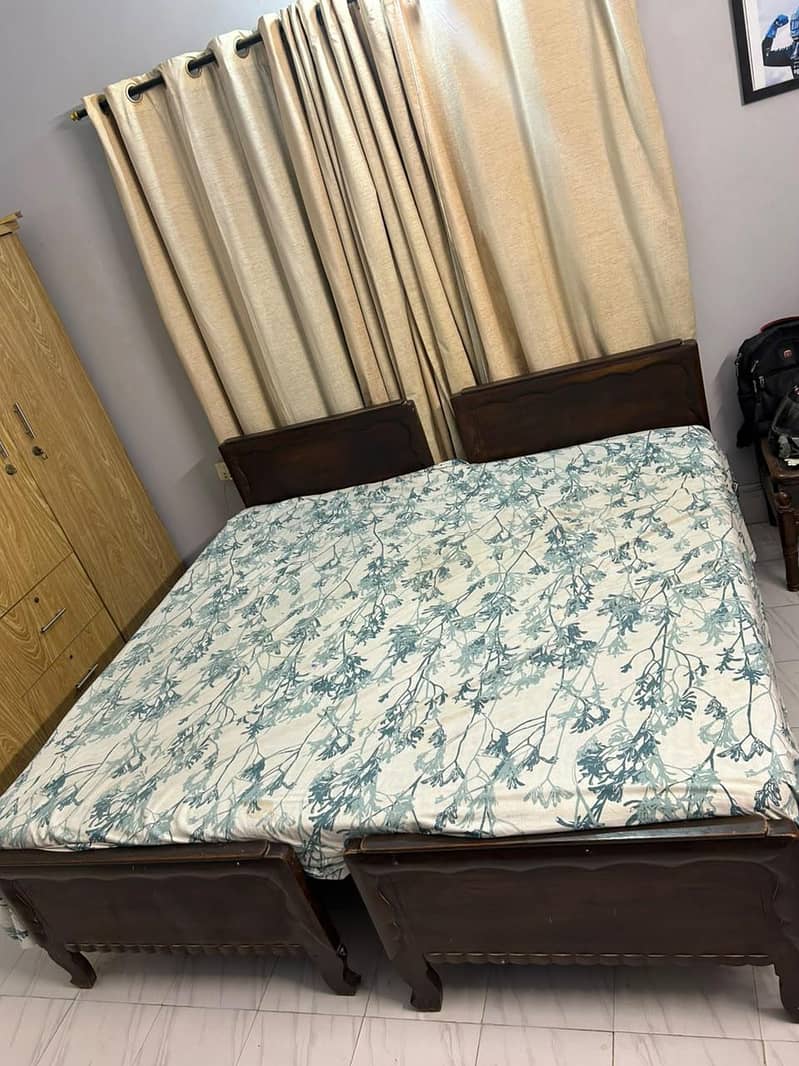 2 single beds 3×6 ft 2