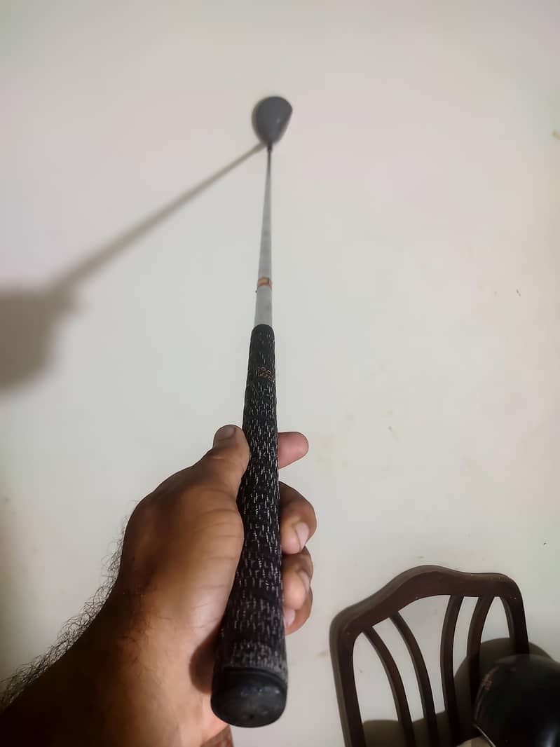 left hand golf  driver 2