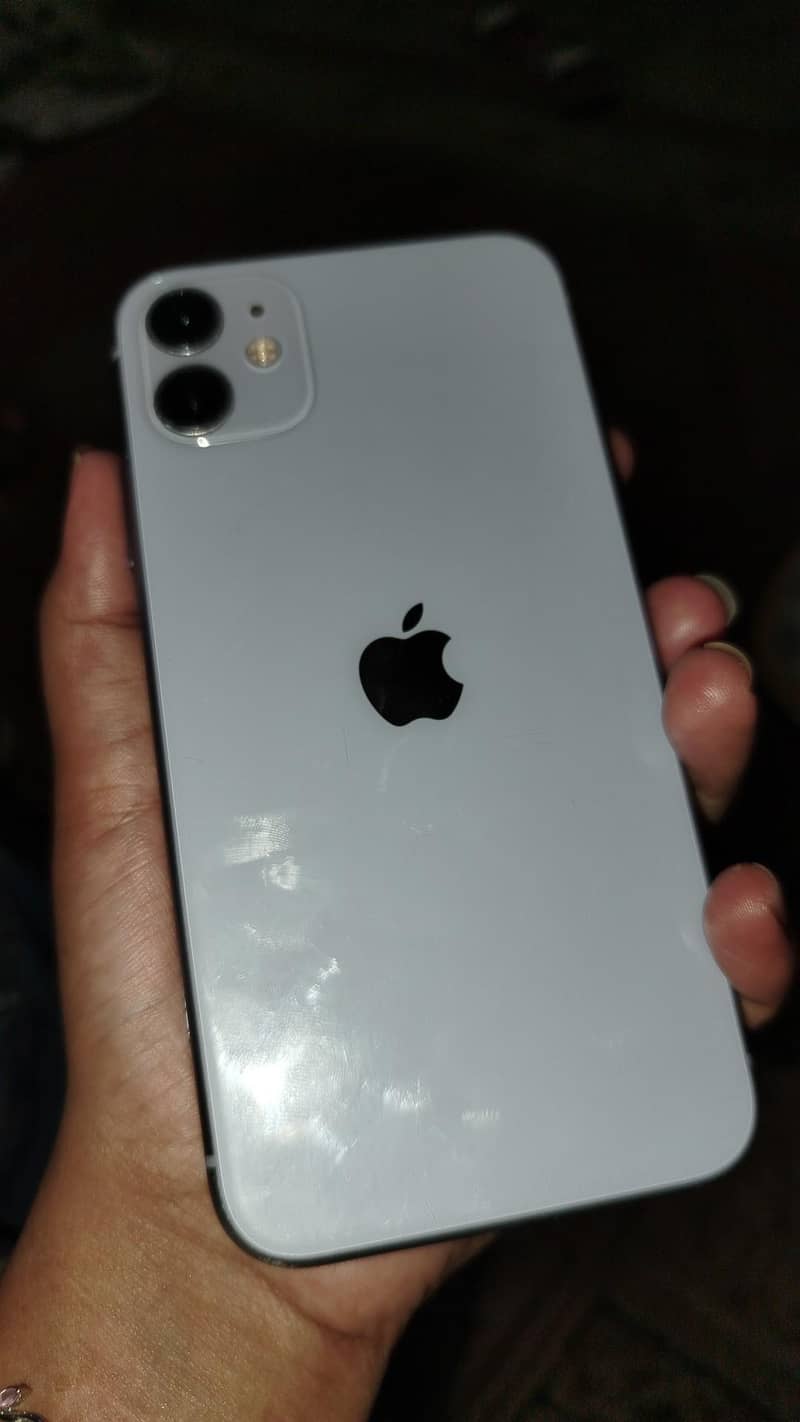 Apple iPhone 11 2