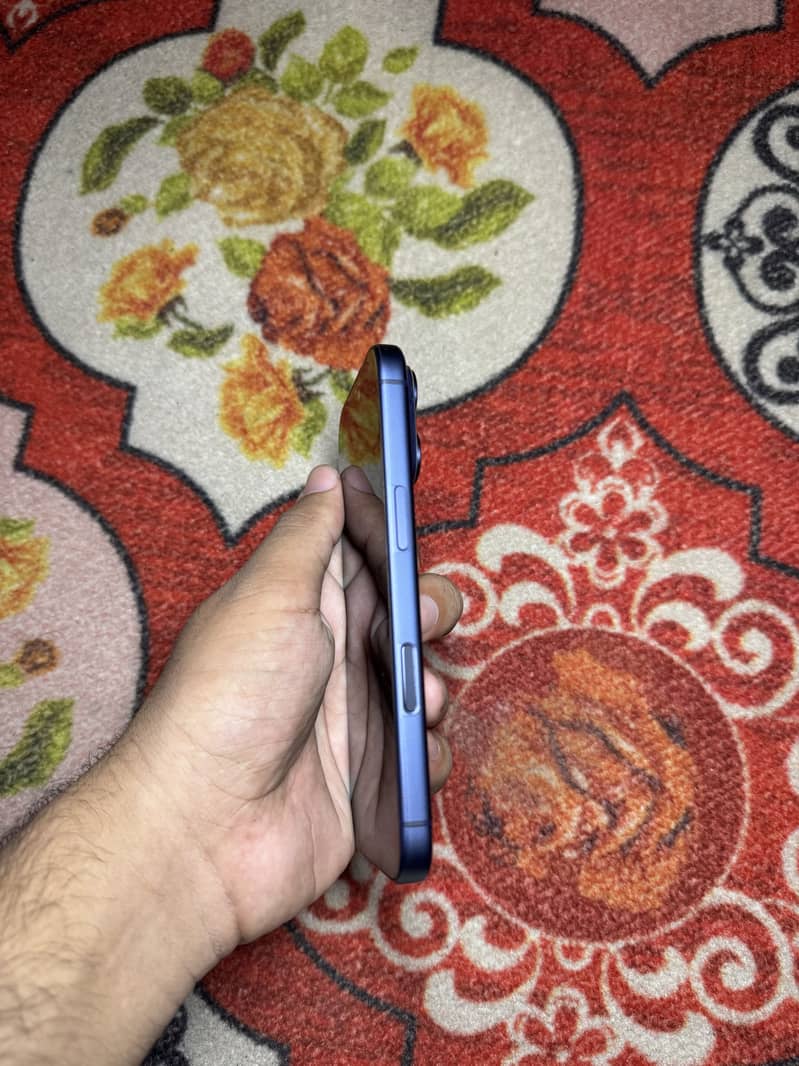 Apple iPhone 17 Pro 4